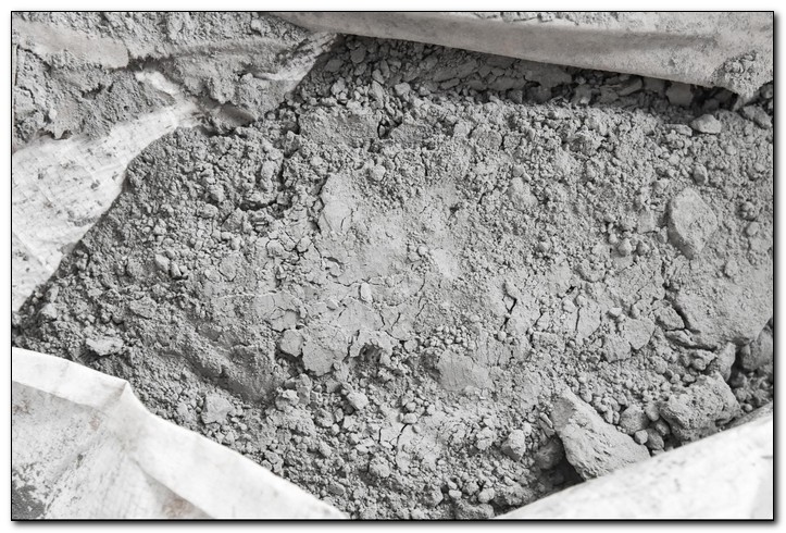Готовим бетон для фундамента: пропорции в ведрах и килограммах